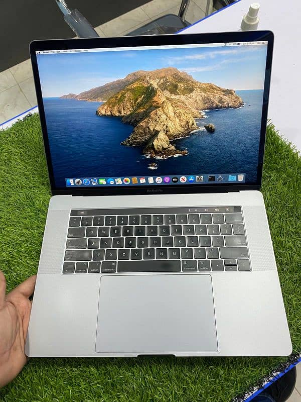 MacBook Pro 15-inch,2019 1