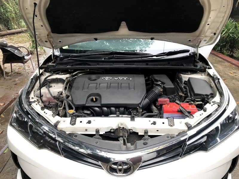 Toyota Corolla Altis 2017 10