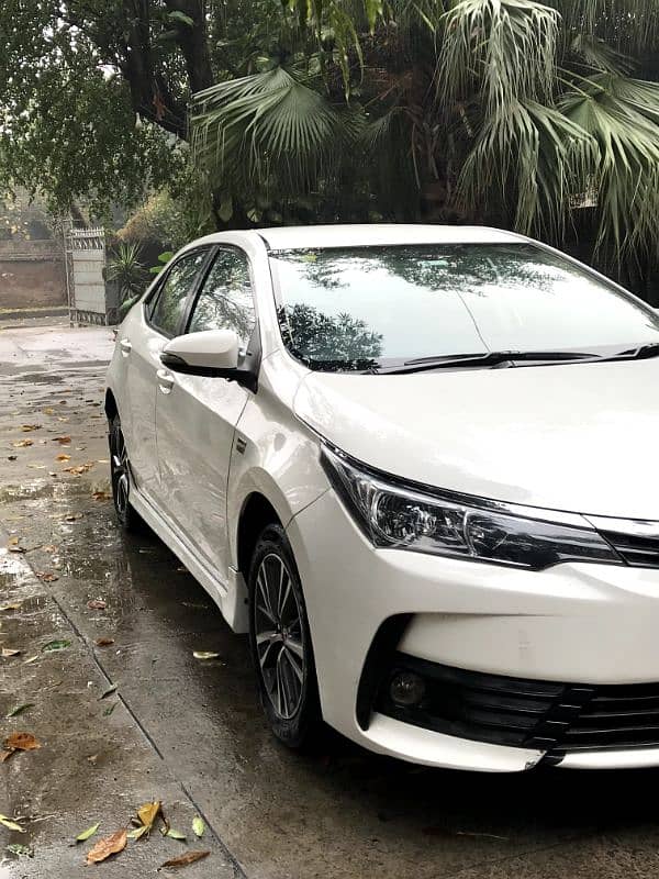 Toyota Corolla Altis 2017 19