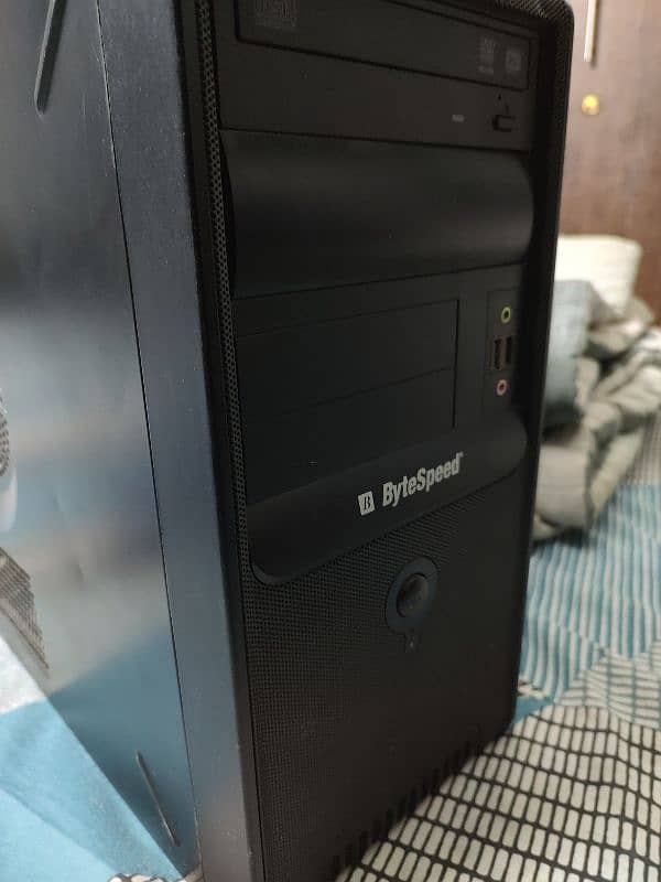 i5 3rd Gen Pc With lcd For Sale 0