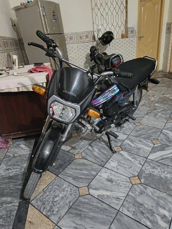 Honda CD 70 dream new condition 2