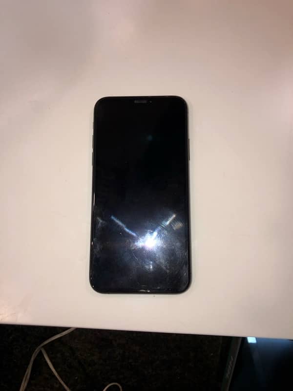 Iphone xs 10/10 condition waterpack all ok non pta 10