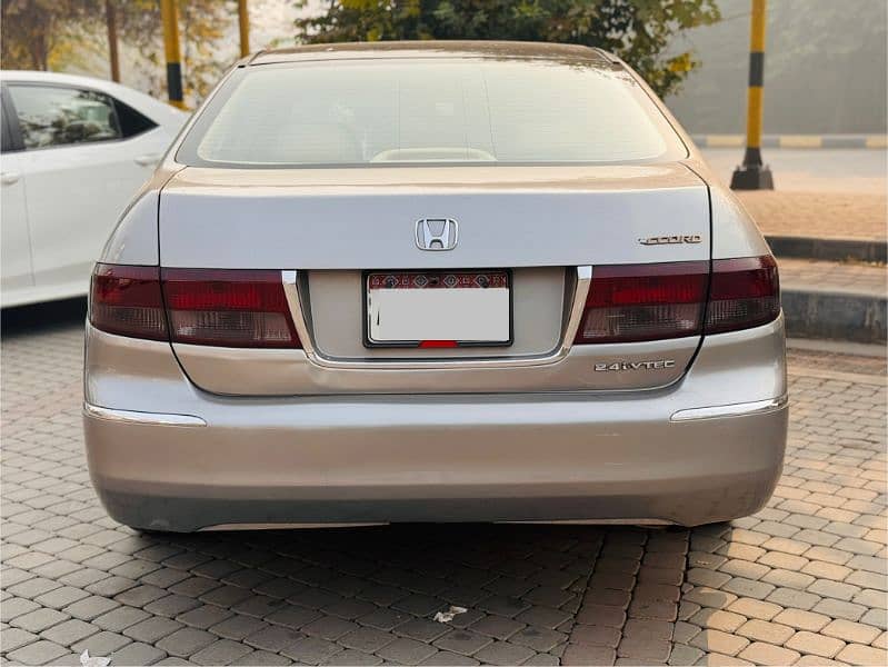 Honda Accord 2005 1