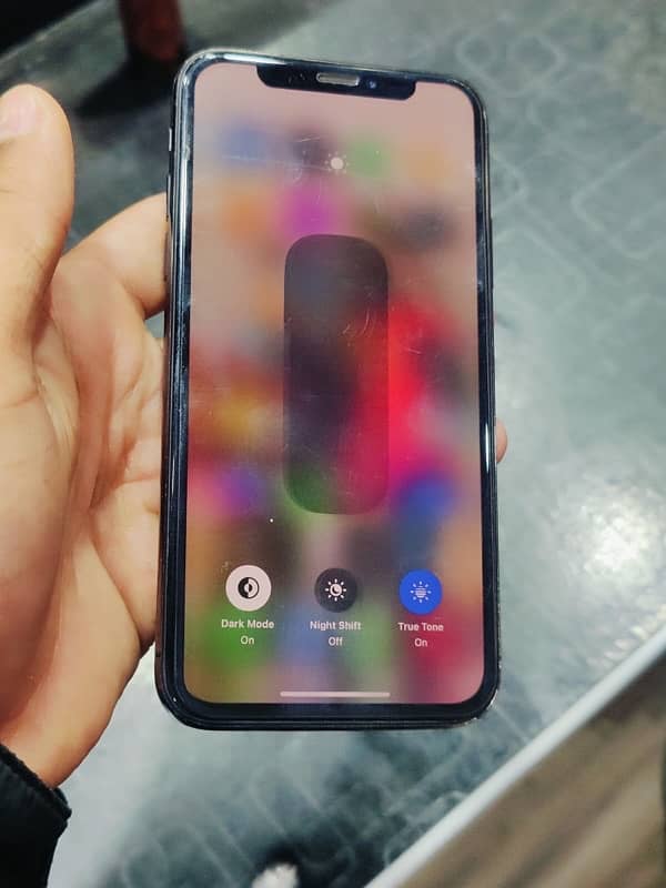 Iphone Xs(64)gb (Factory unlock) 0