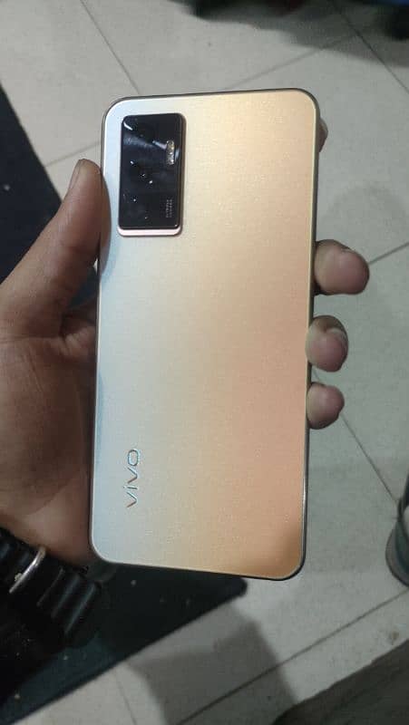 Vivo V23e 8/128 With Box & Charger Contact 03354211004 6