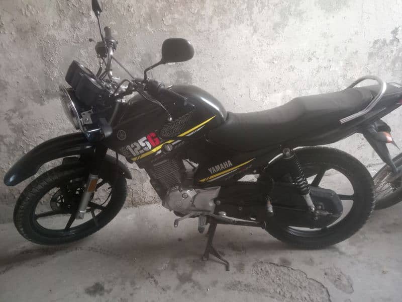 YBR 125 G 2022 0