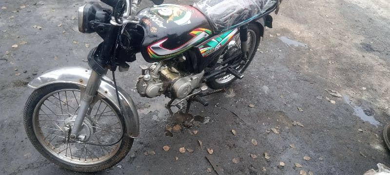 CD 70 bike hian copy Hain fail nhi hain all ok Hain koi masla nhi hian 3