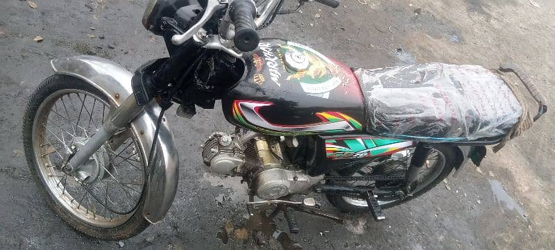 CD 70 bike hian copy Hain fail nhi hain all ok Hain koi masla nhi hian 4