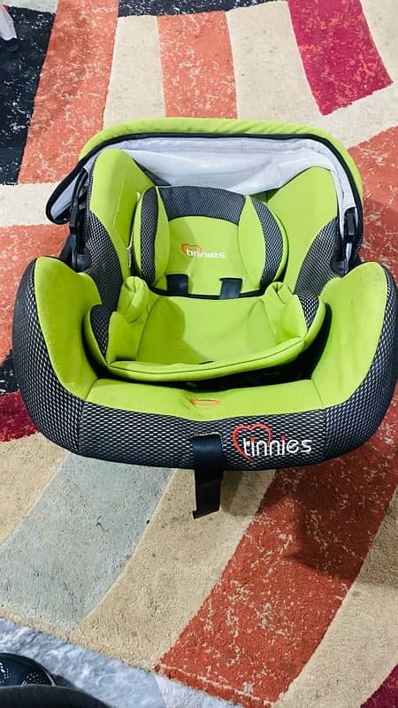 Tinnies original Car seat/ baby carrier / 8