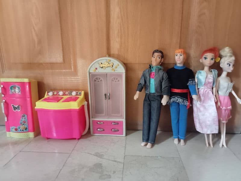 Frozen Dolls 16