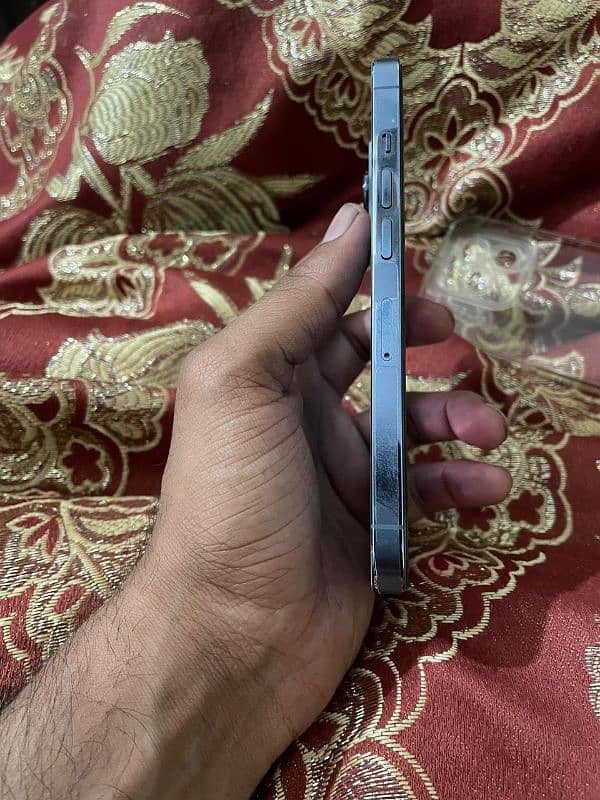 iPhone 13 Pro JV 10/10 Condition 256 GB Blue Color 2