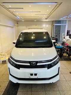 Toyota Voxy 2015/2020 Lush Condition