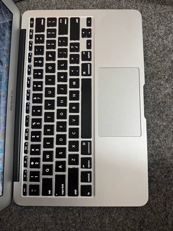 MacBook Air 2015 | Ram 4 GB | SSD 128 GB 1