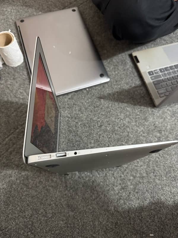 MacBook Air 2015 | Ram 4 GB | SSD 128 GB 5