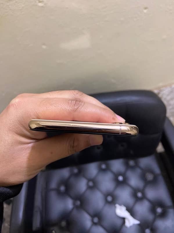 XS MAX 512 GB 3