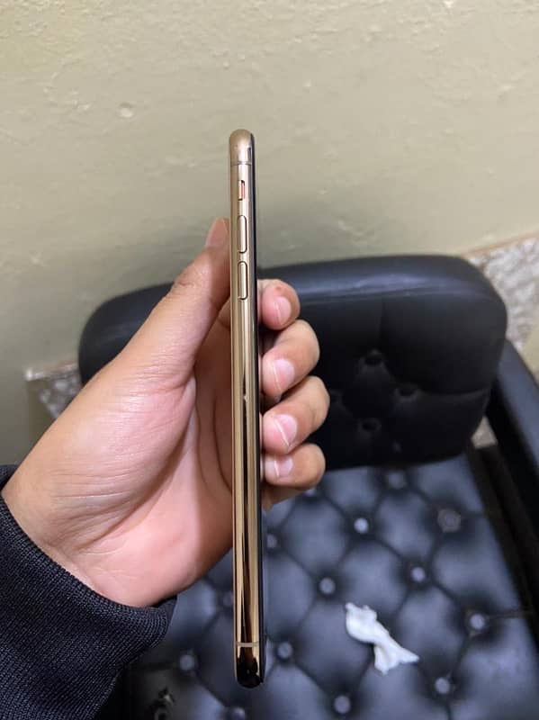 XS MAX 512 GB 6