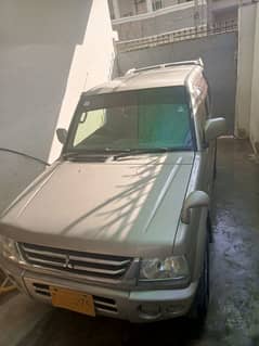 Mitsubishi Pajero Mini 2000