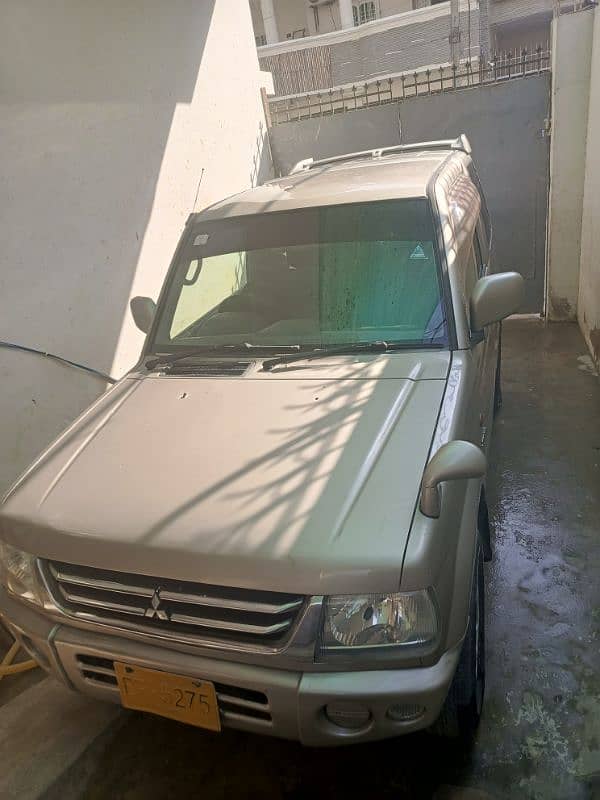 Mitsubishi Pajero Mini 2000 0