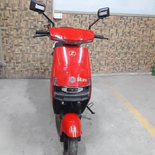 Electric Scooter H4 ZEvee 2