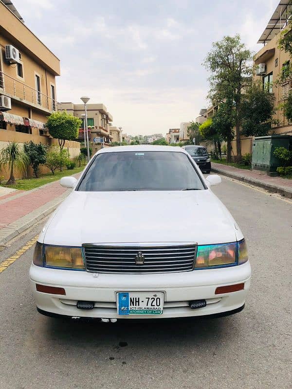 Toyota Crown 1992 6