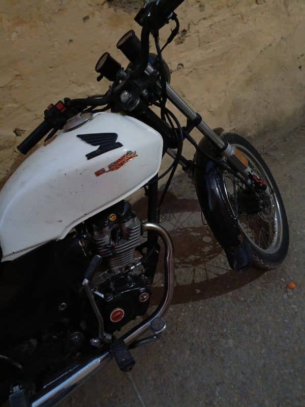 deluxe bike 125cc all ok only capy hn sat exchange possible 0