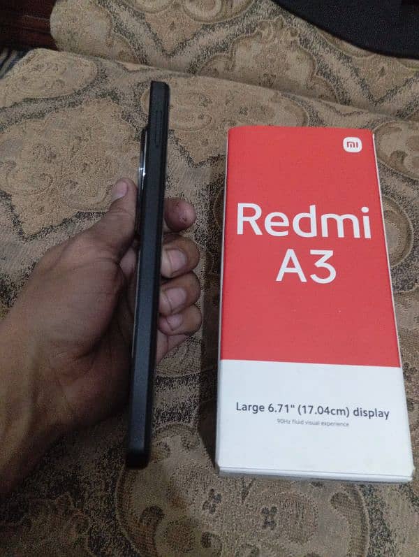 I m selling my phone redmi A3 (4 /64)phone:03476255122 6