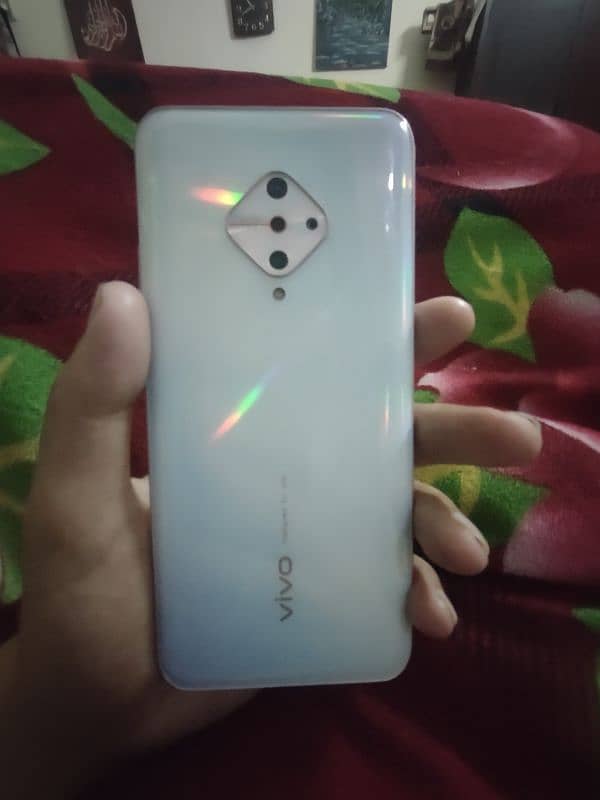 VIVO S1 PRO 8GB 128GB STORAGE 1