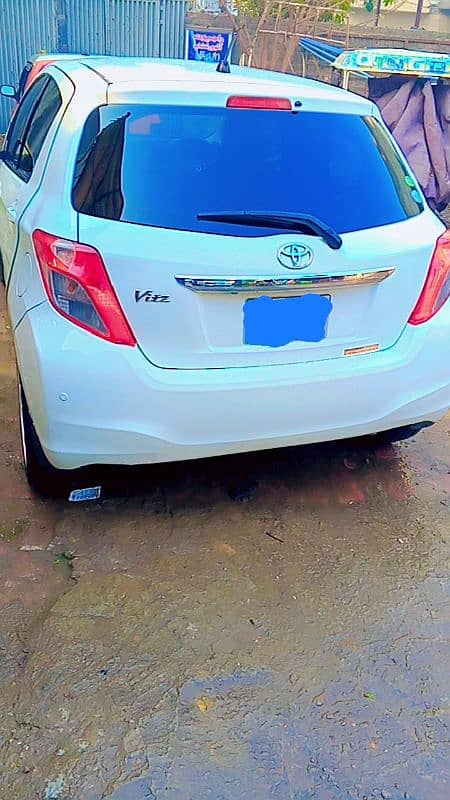 Toyota Vitz 2013/2015 6