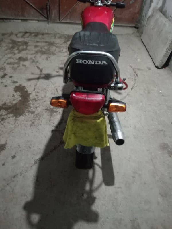 Honda CG 70 6