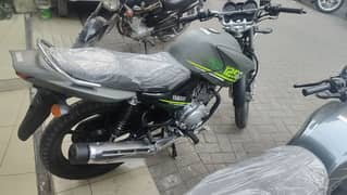 Yamaha YBR-G Grey Matt colour