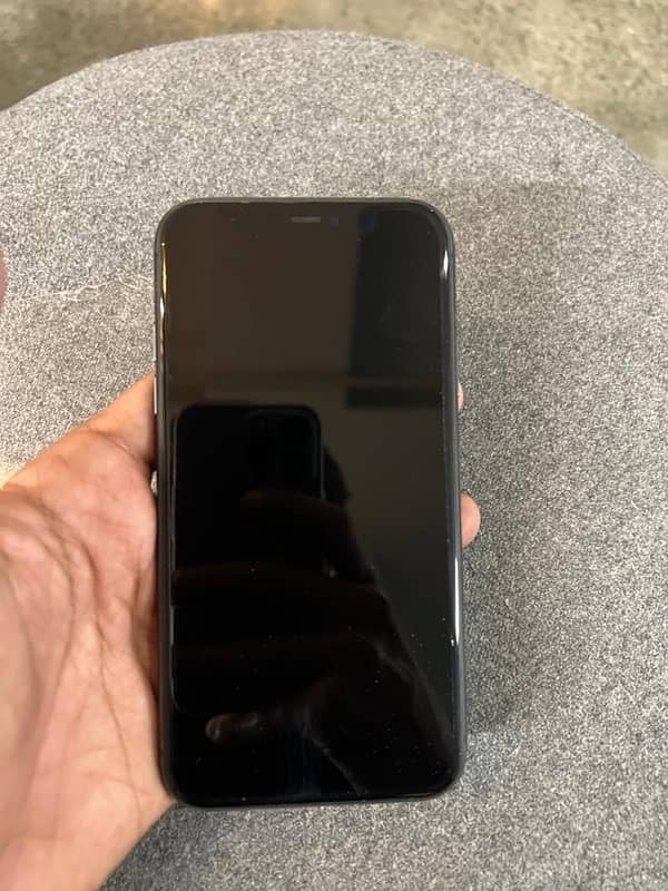 Iphone 11 64gb pta approved 2