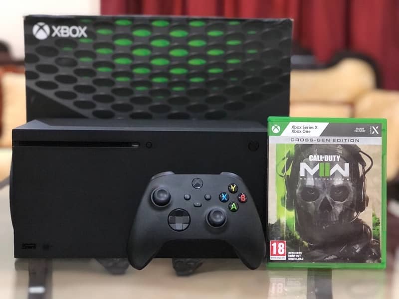 Xbox Series X 1 TB 4K 120 FPS UK Variant with Free Call of Duty DVD 0