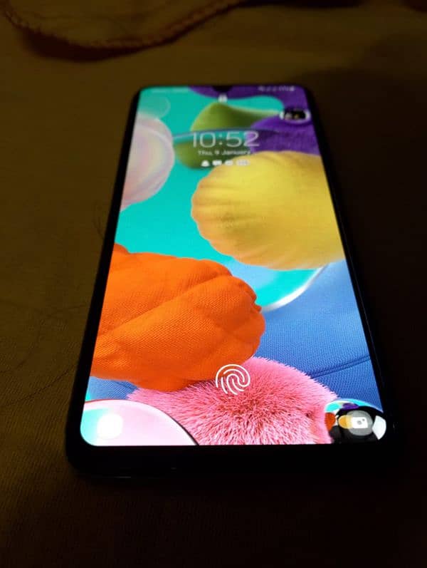 SAMSUNG GALAXY A70 1