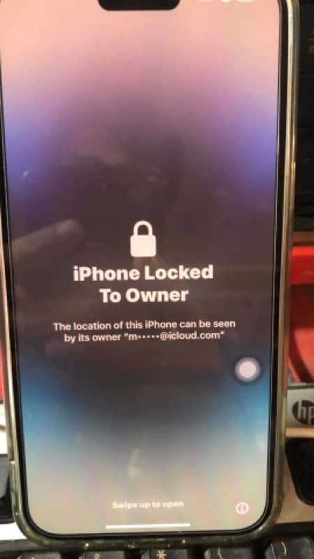 iphone 14pro max 256gb locked 1