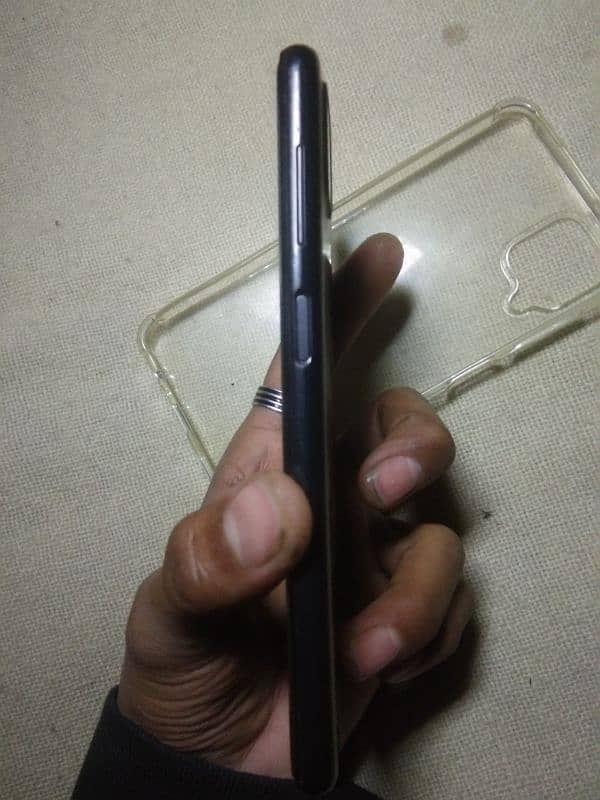 Samsung Galaxy A12 used condition 4