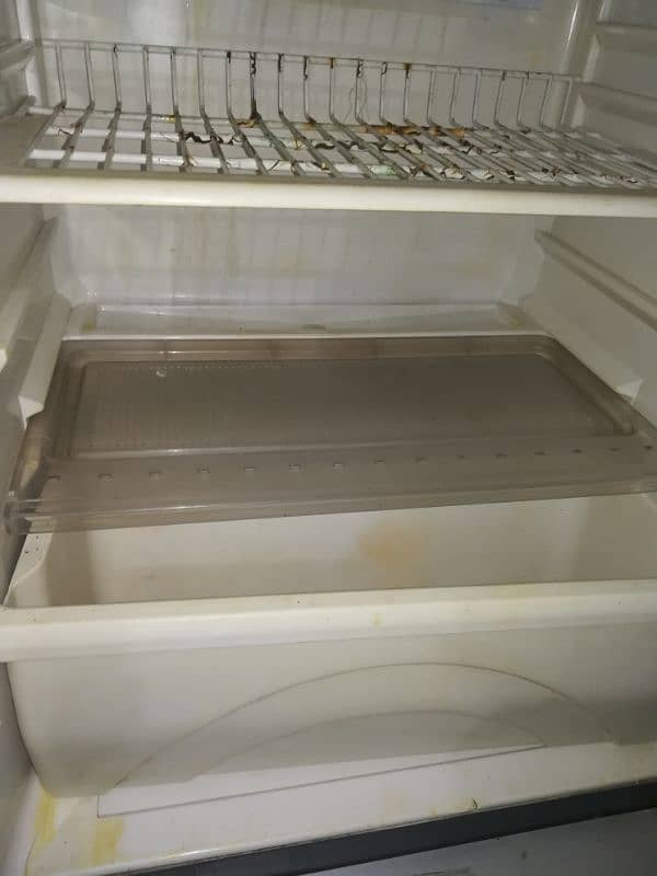 Refrigerator for sale urgent 5