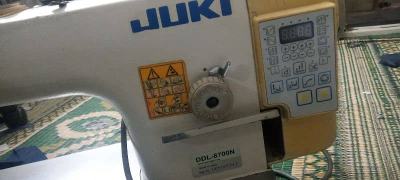 Auto lock stitch machine 6