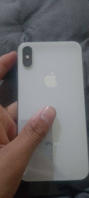 i am selling i phone x 64gb factory unlock s 6