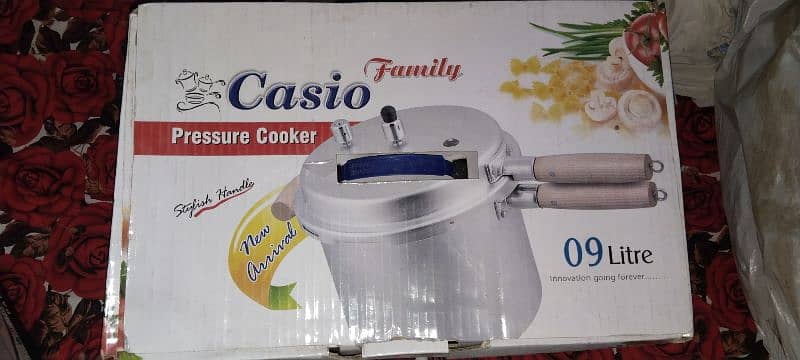 luminarc diner set, hotpot set, pressure cooker 1