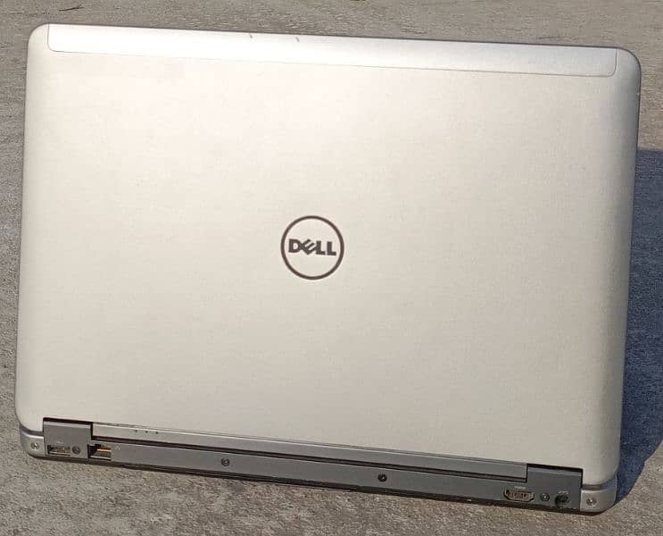 Dell Latitude E6440 5