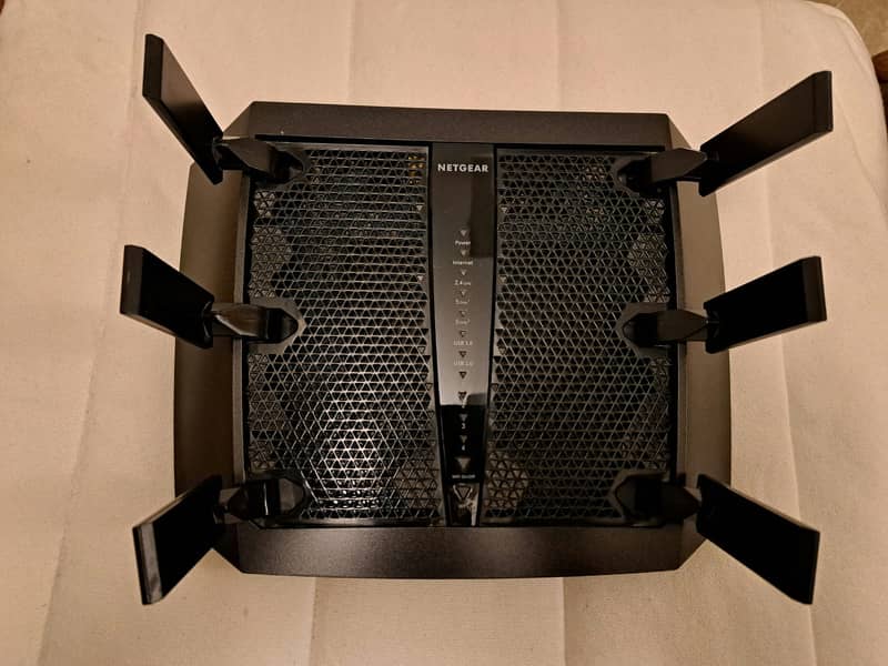 Netgear Nighthawk R8000 X6 AC3200 Tri Band WiFi Gigabit Router(Used) 1