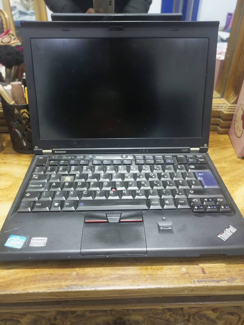 Lenovo X220 sale price negotiable with charger 0