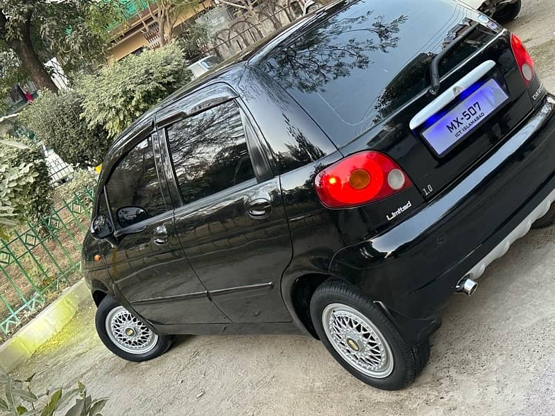 Chevrolet Joy Total genuine better thn Alto mehran cultus coure santro 15