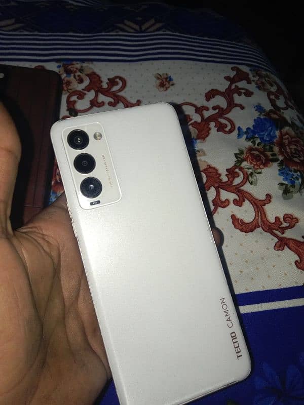 Tecno Camon 18T 0