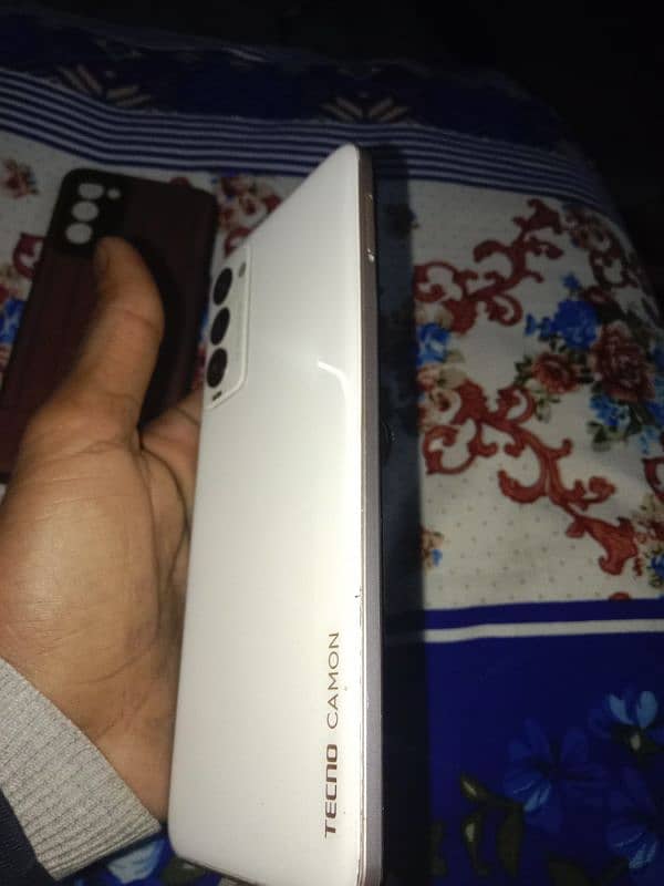 Tecno Camon 18T 7