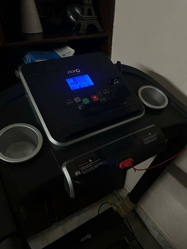 electronic treadmill. zt-R15 3