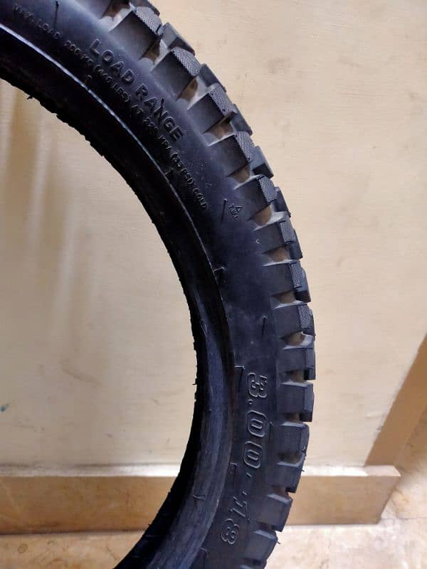 bike Tire Suzuki gs150 1