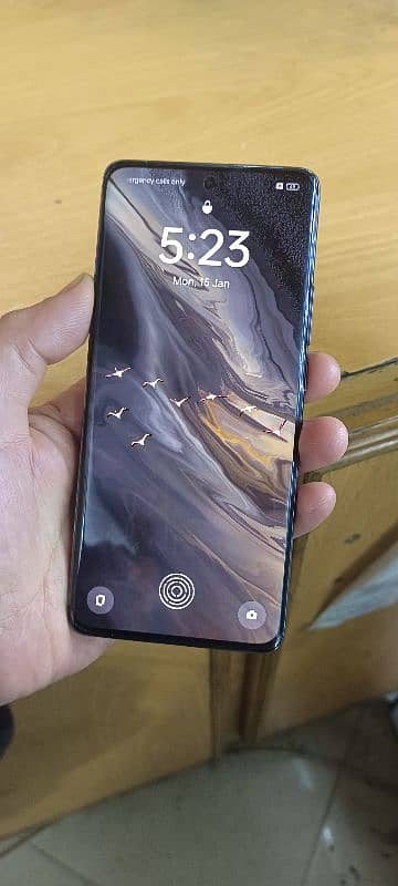 oppo Reno 11 5g edge display 5