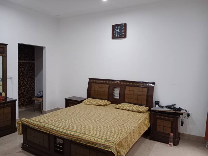 Upper Portion for rent in Rehman Garden 2