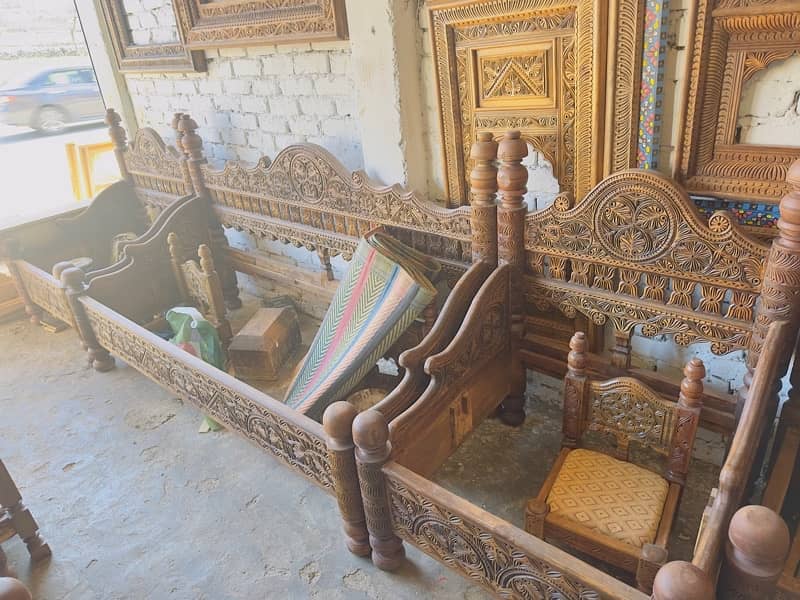 Swati Antique Sofa set 4